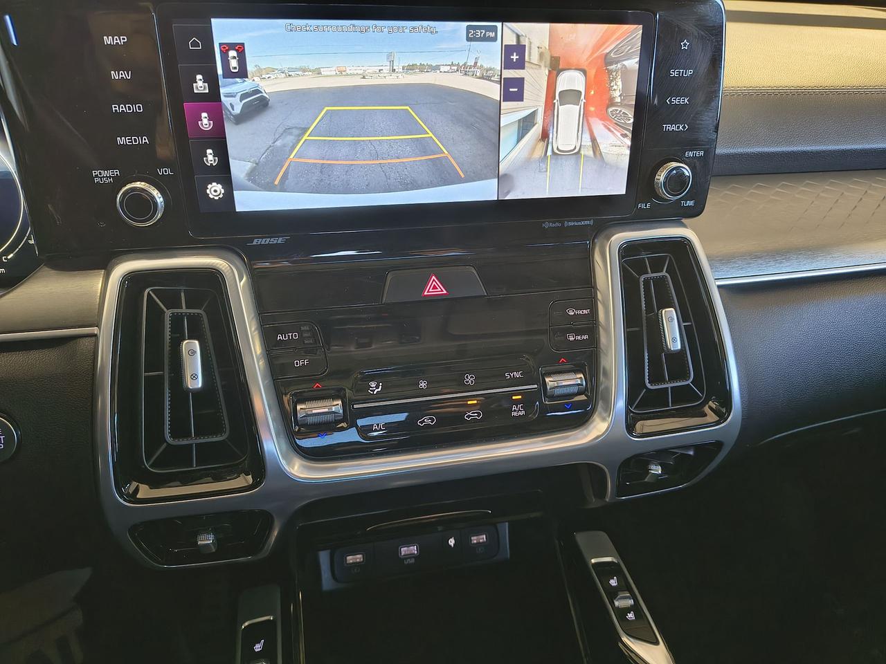 2023 Kia Sorento SX Photo