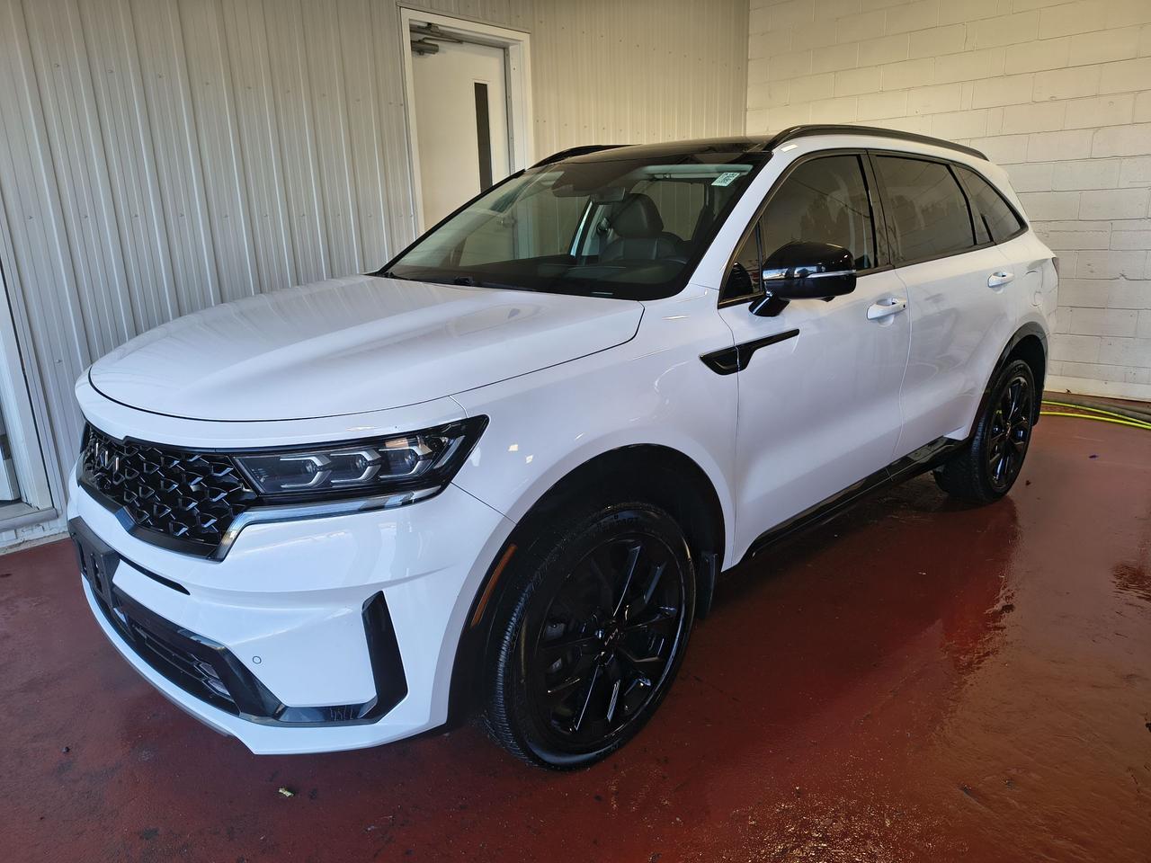 2023 Kia Sorento SX Photo