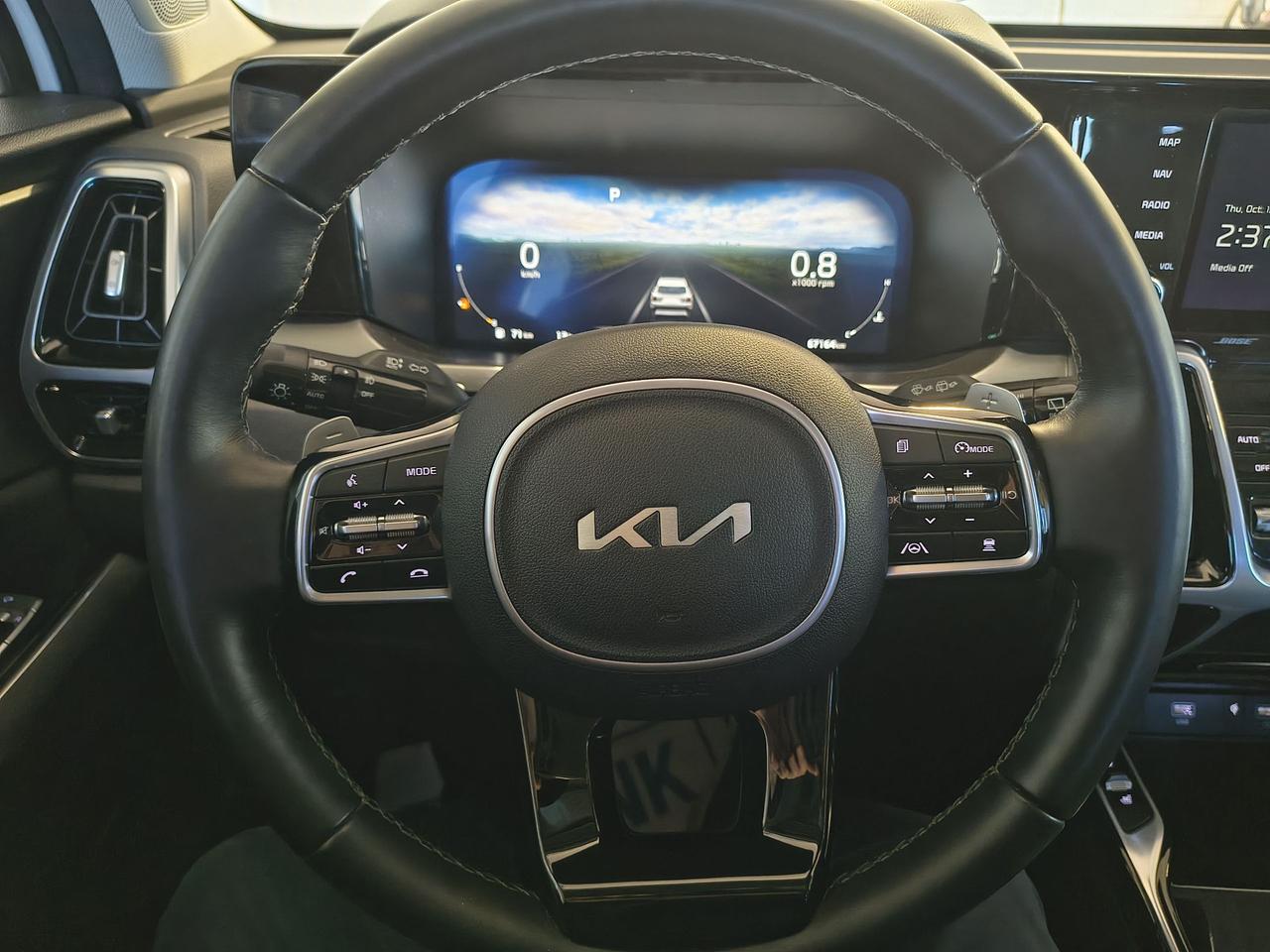 2023 Kia Sorento SX Photo0