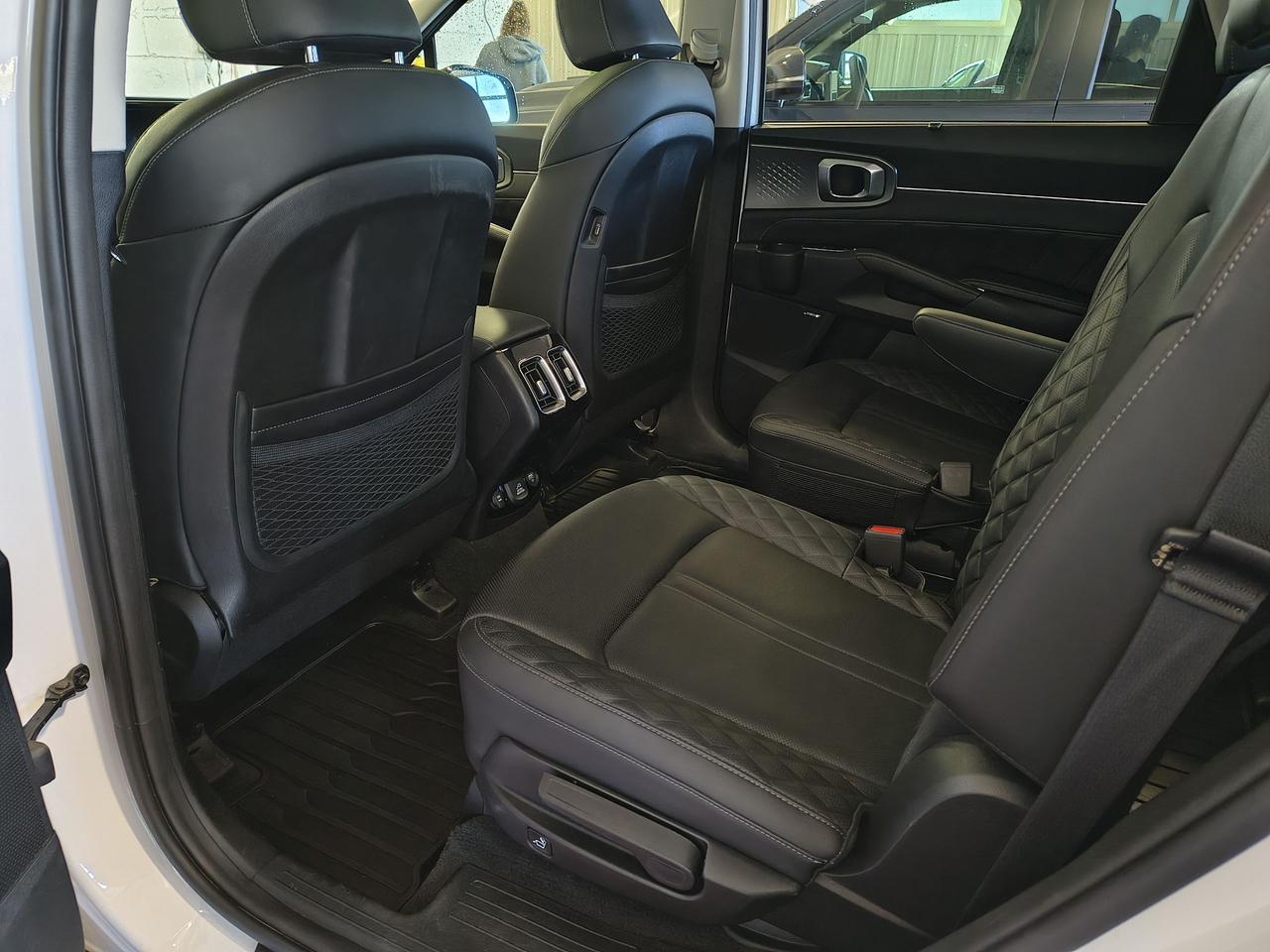 2023 Kia Sorento SX Photo