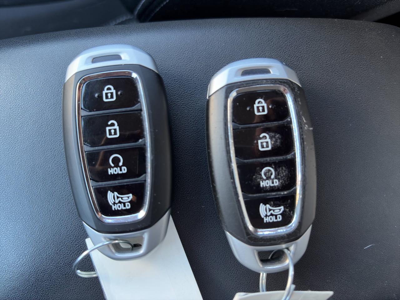 2022 Hyundai Venue Preferred | Blind Spot Monitor | Heated Seats | Cross Traffic Alert | Lane Departure Warning Photo