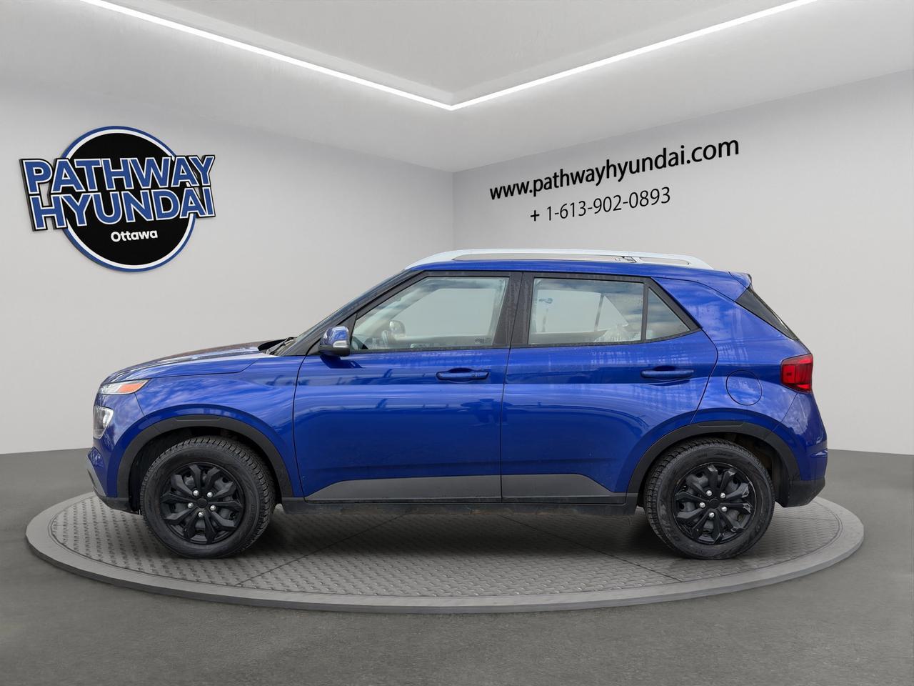 2022 Hyundai Venue Preferred | Blind Spot Monitor | Heated Seats | Cross Traffic Alert | Lane Departure Warning Photo