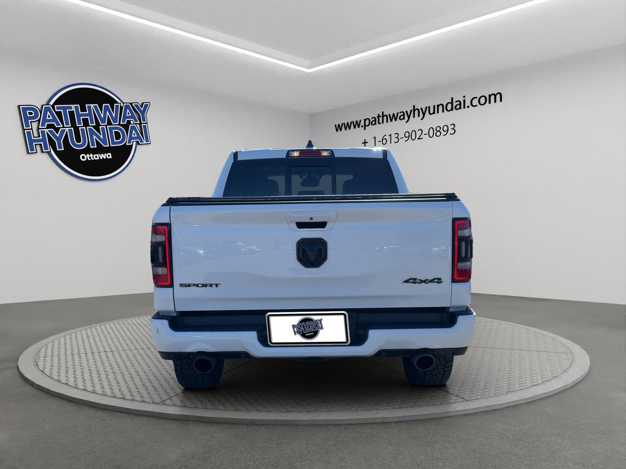 2022 RAM 1500 Sport | 5.7L V8 |11,000lbs Towing Capacity l A Wheel Drive | Anti-Lock Breaks | Dual Transmission | Photo4