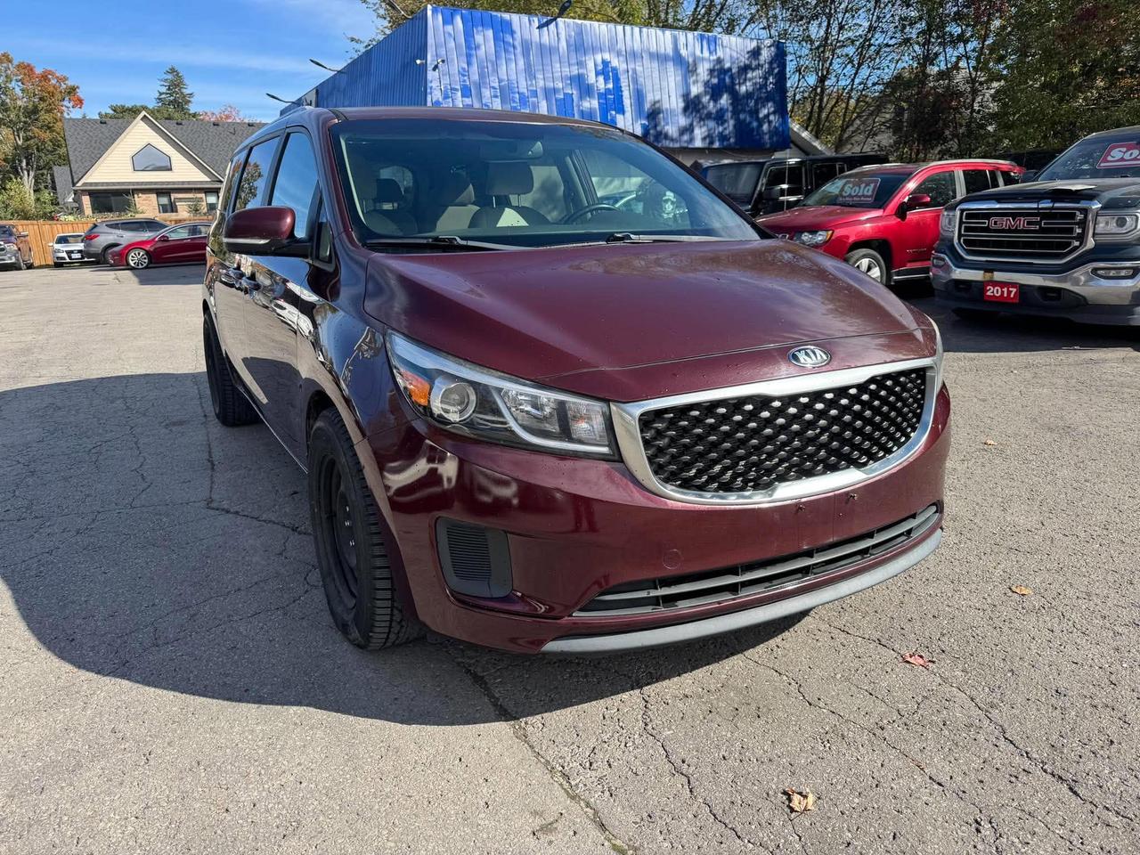 2017 Kia Sedona LX - Photo #2