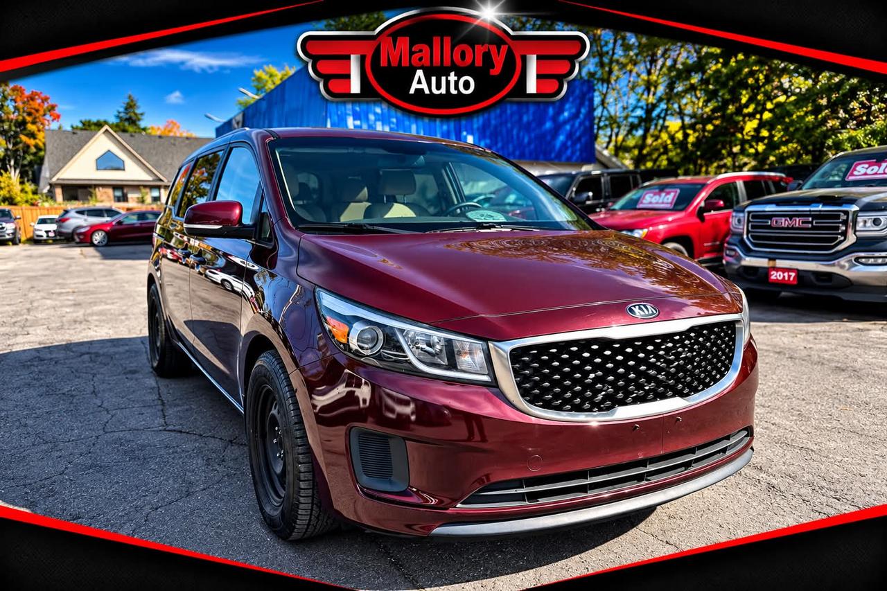 2017 Kia Sedona LX - Photo #1