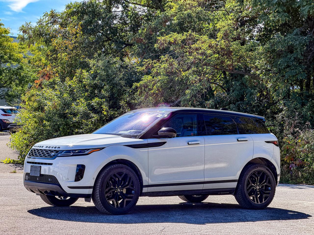 2021 Land Rover Range Rover Evoque SE Photo