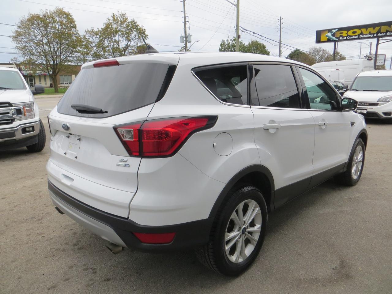 2019 Ford Escape CERTIFIED, 4X4, REAR CAMERA, HEATED PWR SEATS Photo