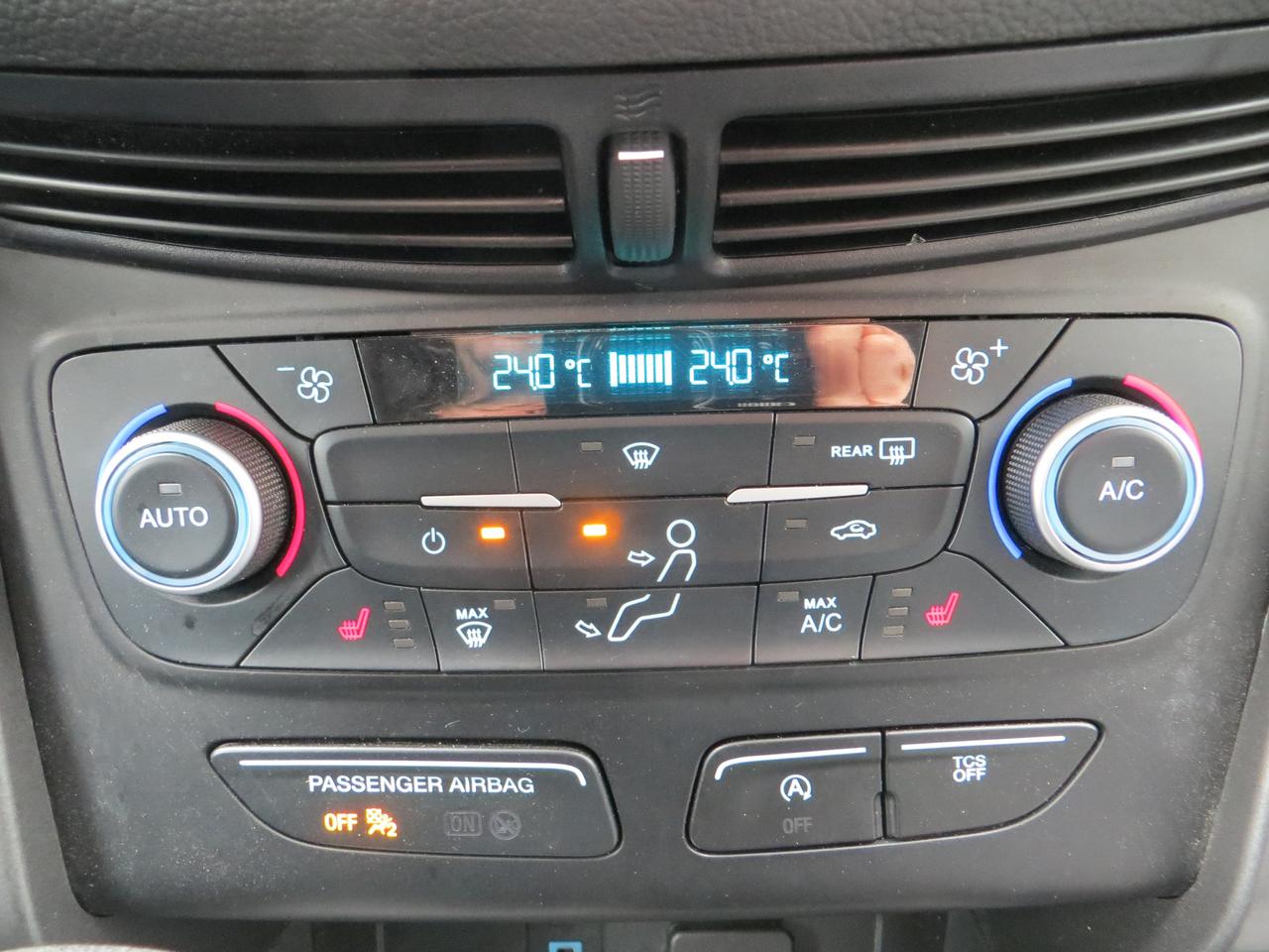 2019 Ford Escape CERTIFIED, 4X4, REAR CAMERA, HEATED PWR SEATS Photo