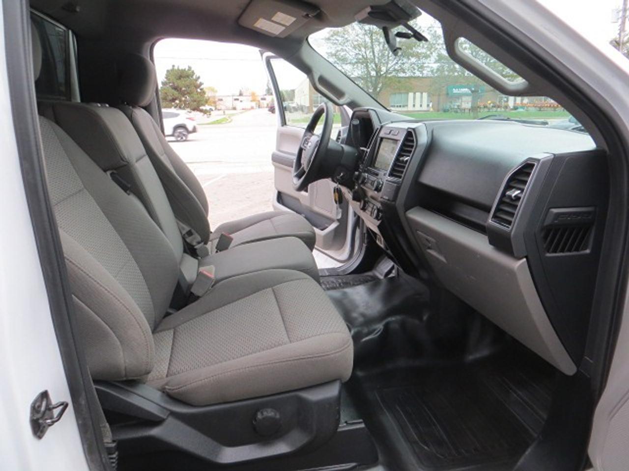 2019 Ford F-150 CERTIFIED, 8CYL, 5L ENGINE, 8 FT BOX & CAP, RACKS Photo