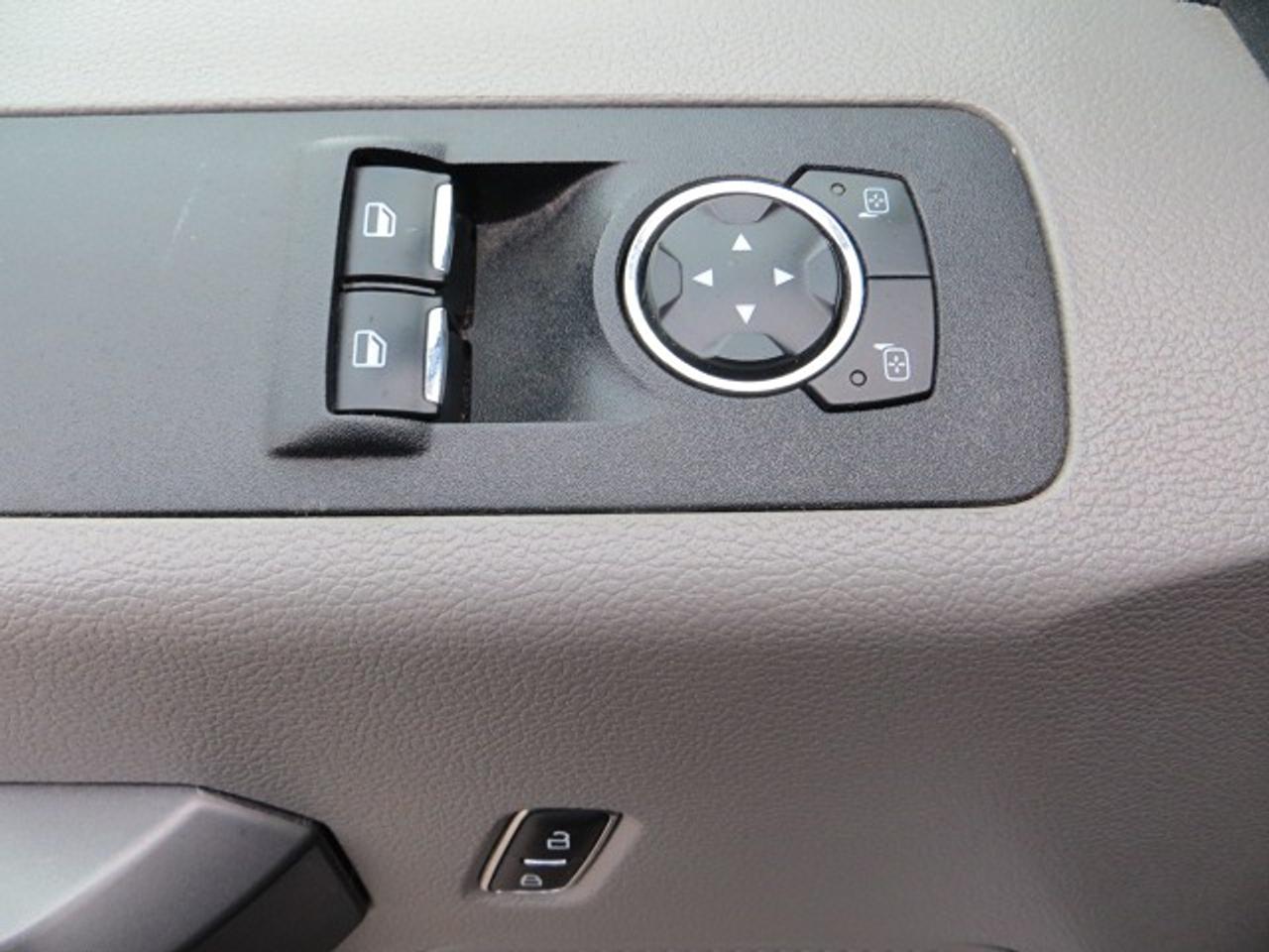 2019 Ford F-150 CERTIFIED, 8CYL, 5L ENGINE, 8 FT BOX & CAP, RACKS Photo