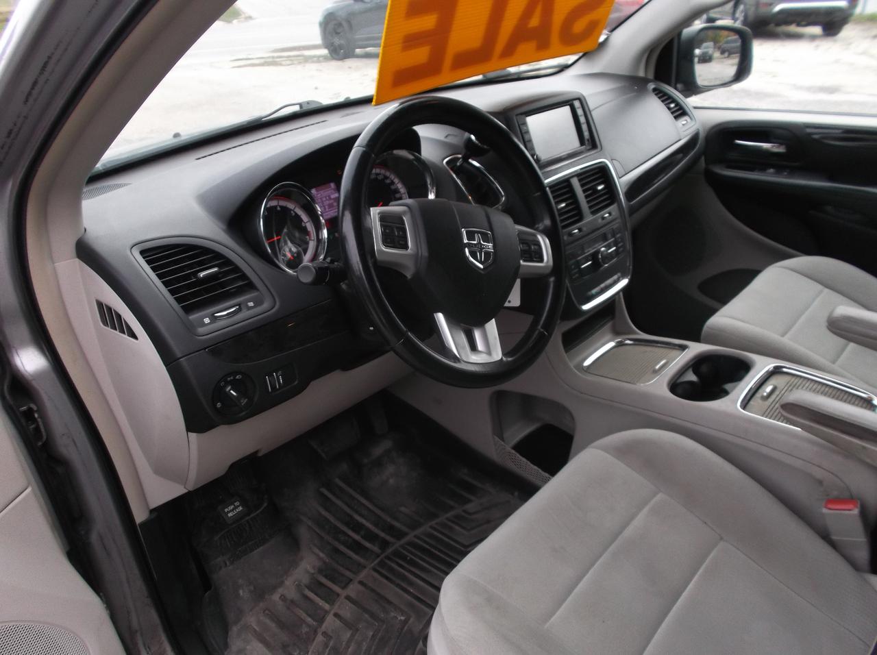 2013 Dodge Grand Caravan Crew Photo