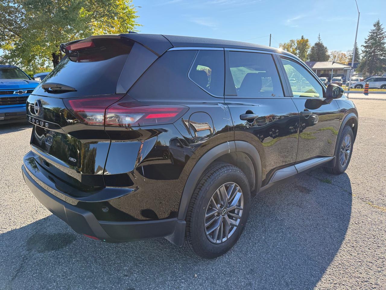 2024 Nissan Rogue AutoStart! Heated Steering! Photo4