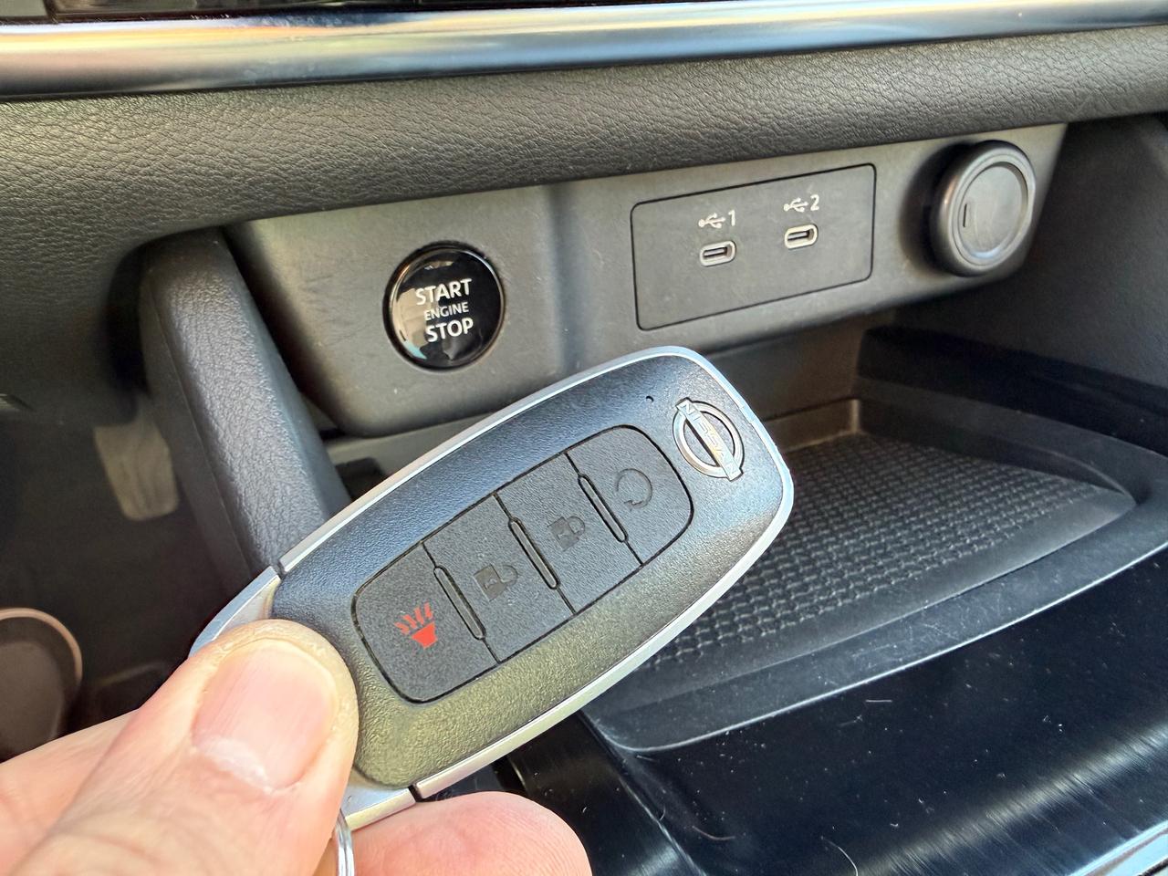 2024 Nissan Rogue AutoStart! Heated Steering! Photo