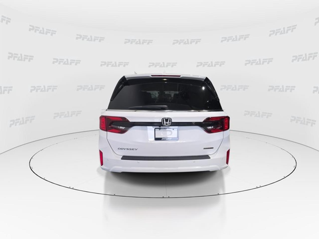 2025 Honda Odyssey Touring Photo