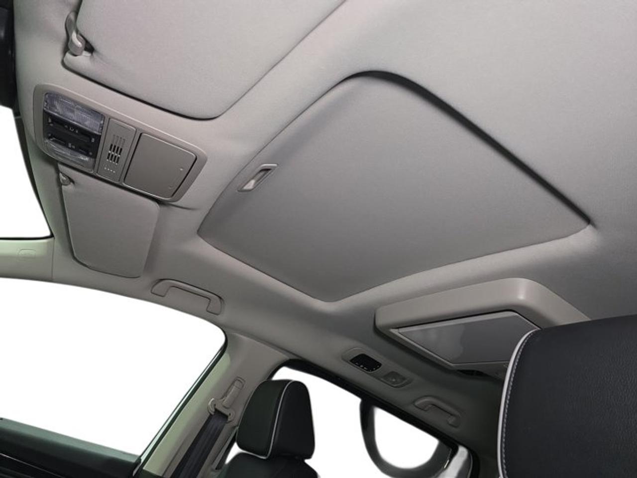 2025 Honda Odyssey Touring Photo