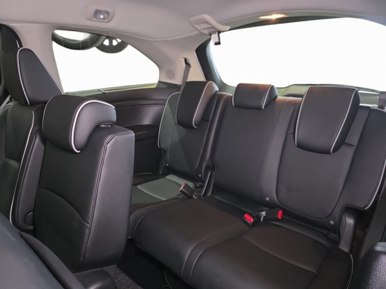 2025 Honda Odyssey Touring Photo