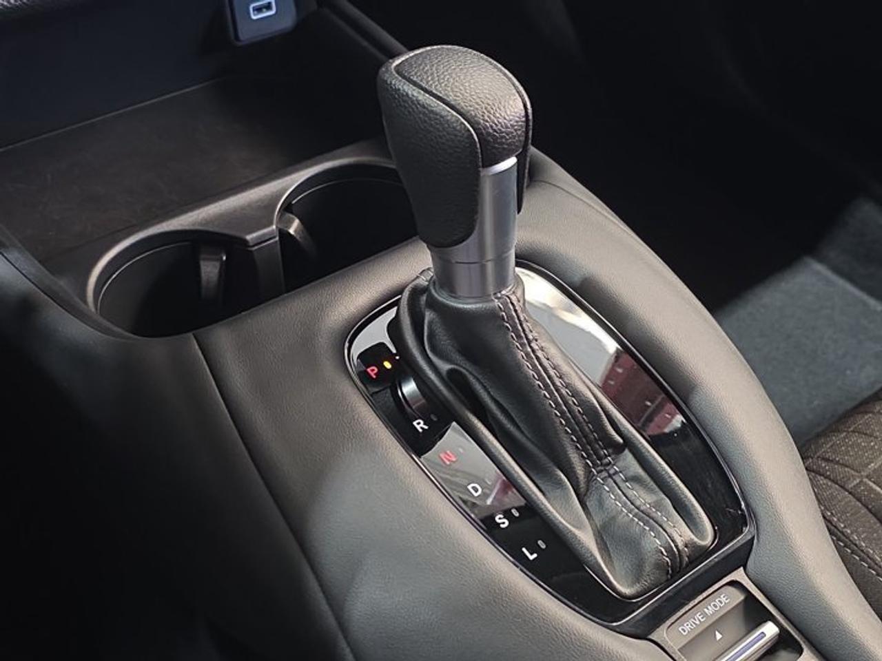 2024 Honda HR-V LX Photo