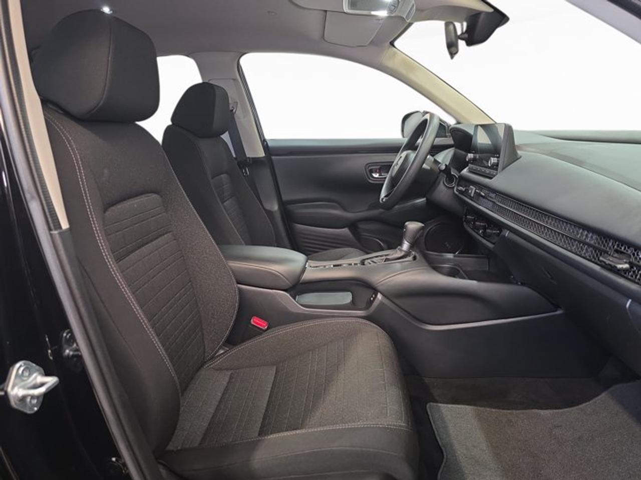 2024 Honda HR-V LX Photo