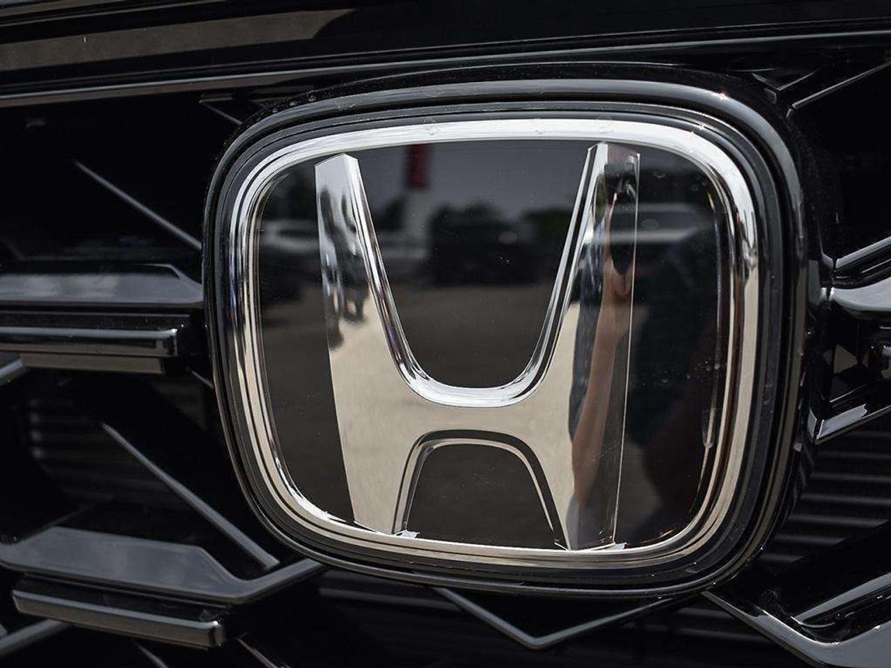 2027 Honda CR-V Hybrid EX-L AWD Photo