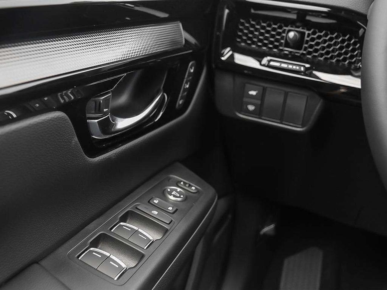 2027 Honda CR-V Hybrid Touring AWD Photo