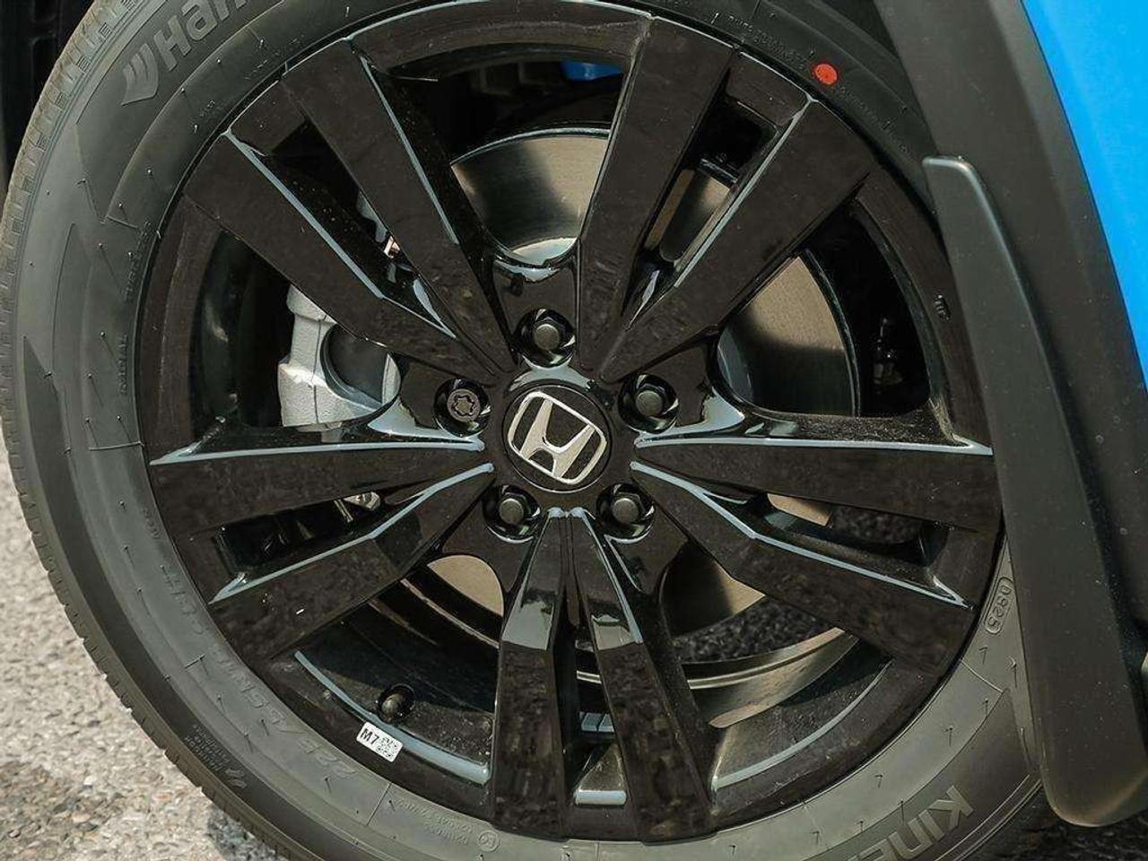 2027 Honda HR-V SPORT AWD Photo