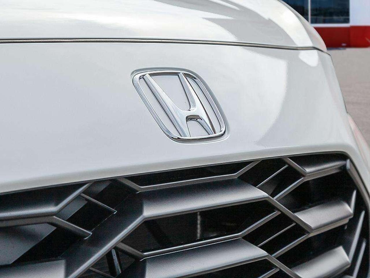 2027 Honda HR-V SPORT AWD Photo