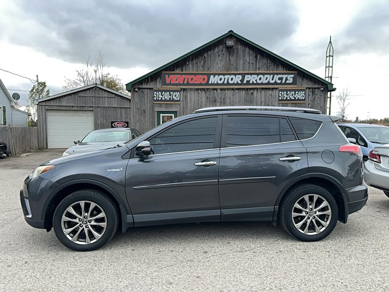 2016 Toyota RAV4 LIMITED  - Photo #1