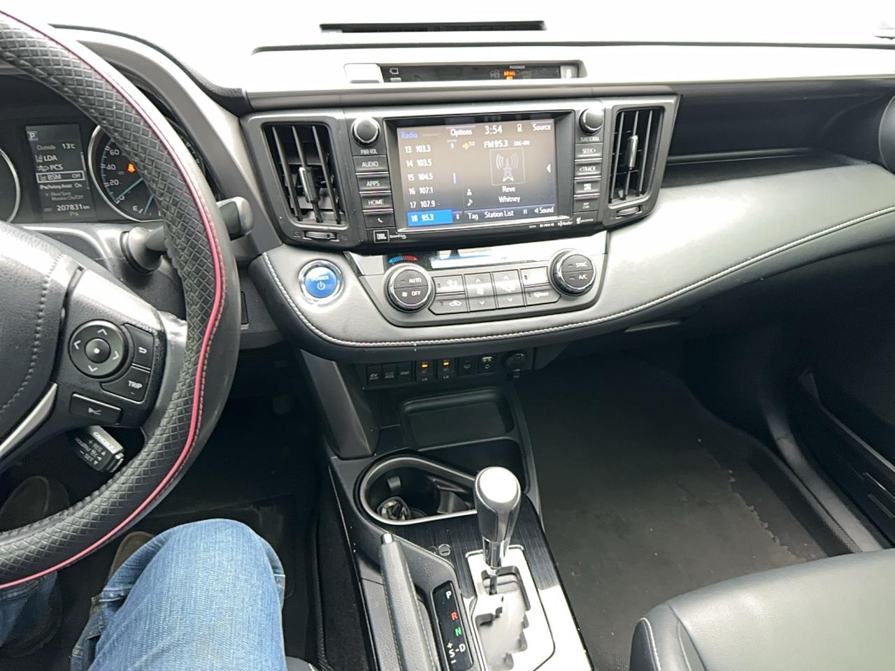 2016 Toyota RAV4 LIMITED  Photo