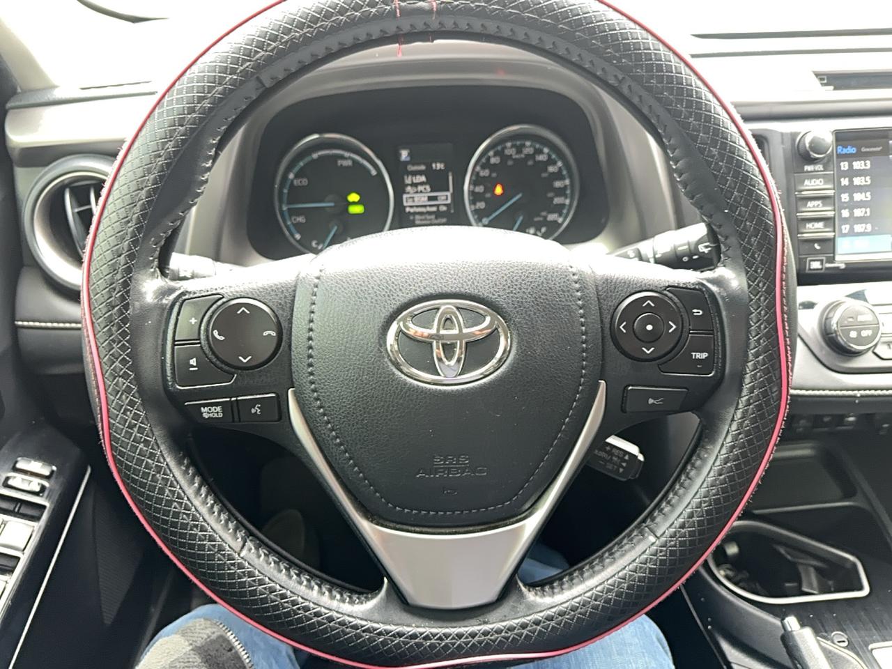 2016 Toyota RAV4 LIMITED  Photo