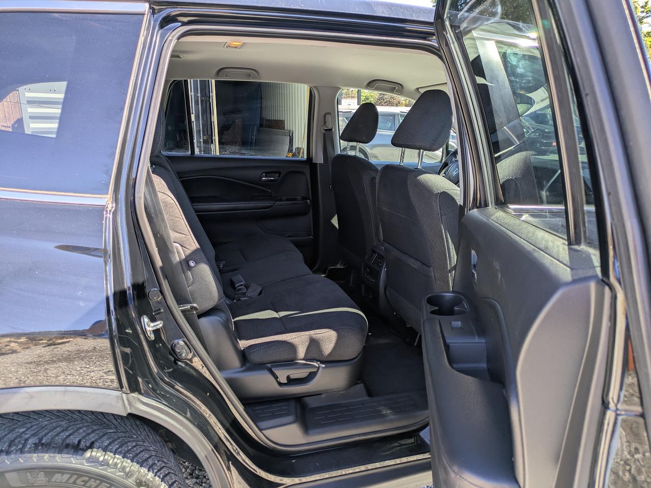 2017 Honda Pilot 4WD 4DR LX Photo