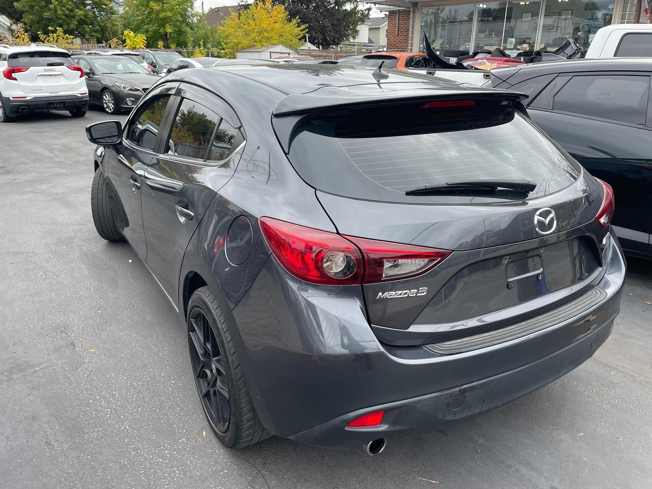 2015 Mazda MAZDA3 GS *BACKUP CAMERA, HEATED SEATS, SAFETY* Photo