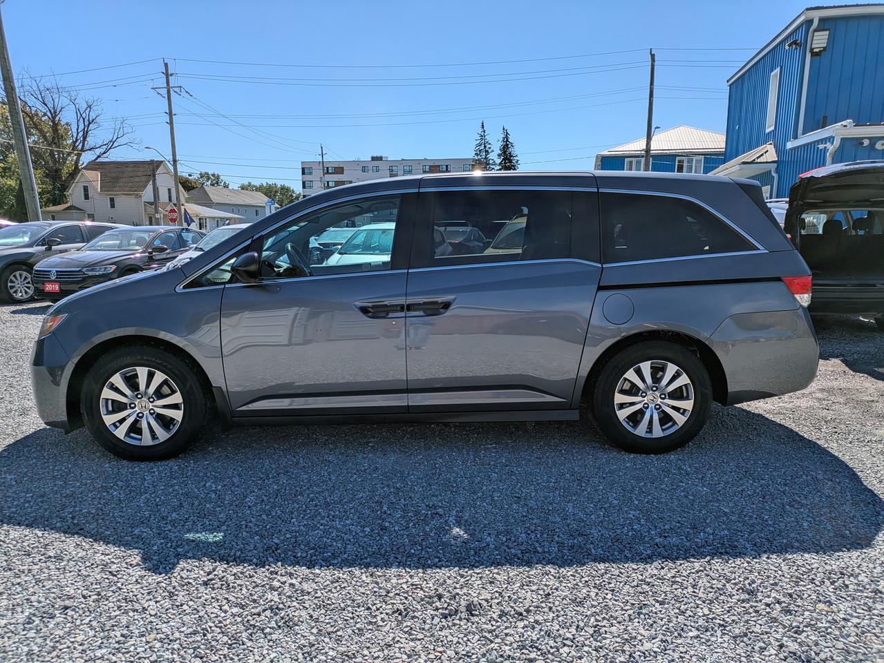 2016 Honda Odyssey 4DR WGN SE Photo1
