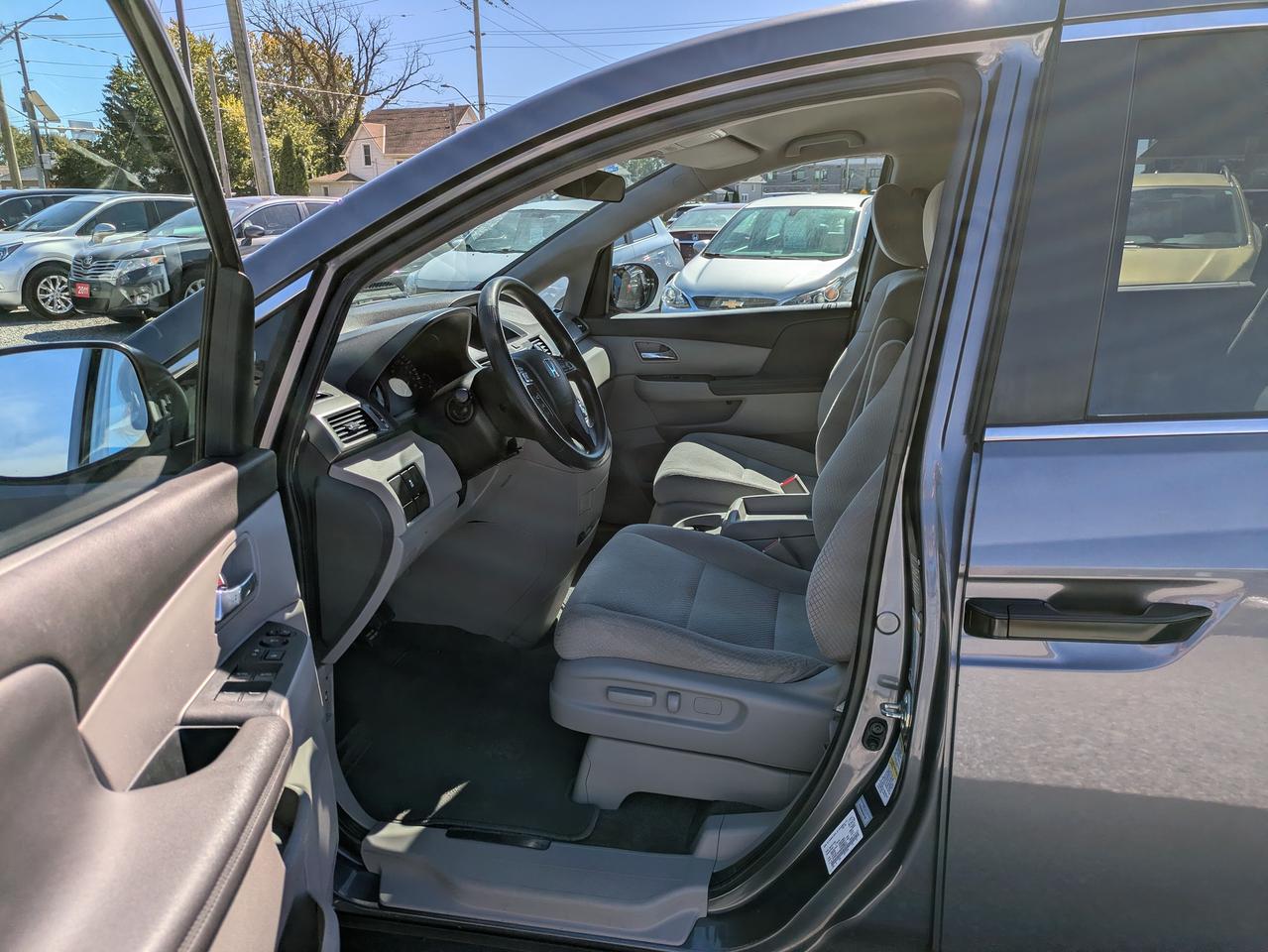 2016 Honda Odyssey 4DR WGN SE Photo