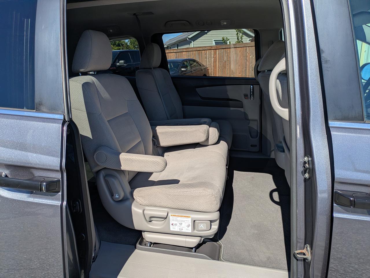 2016 Honda Odyssey 4DR WGN SE Photo