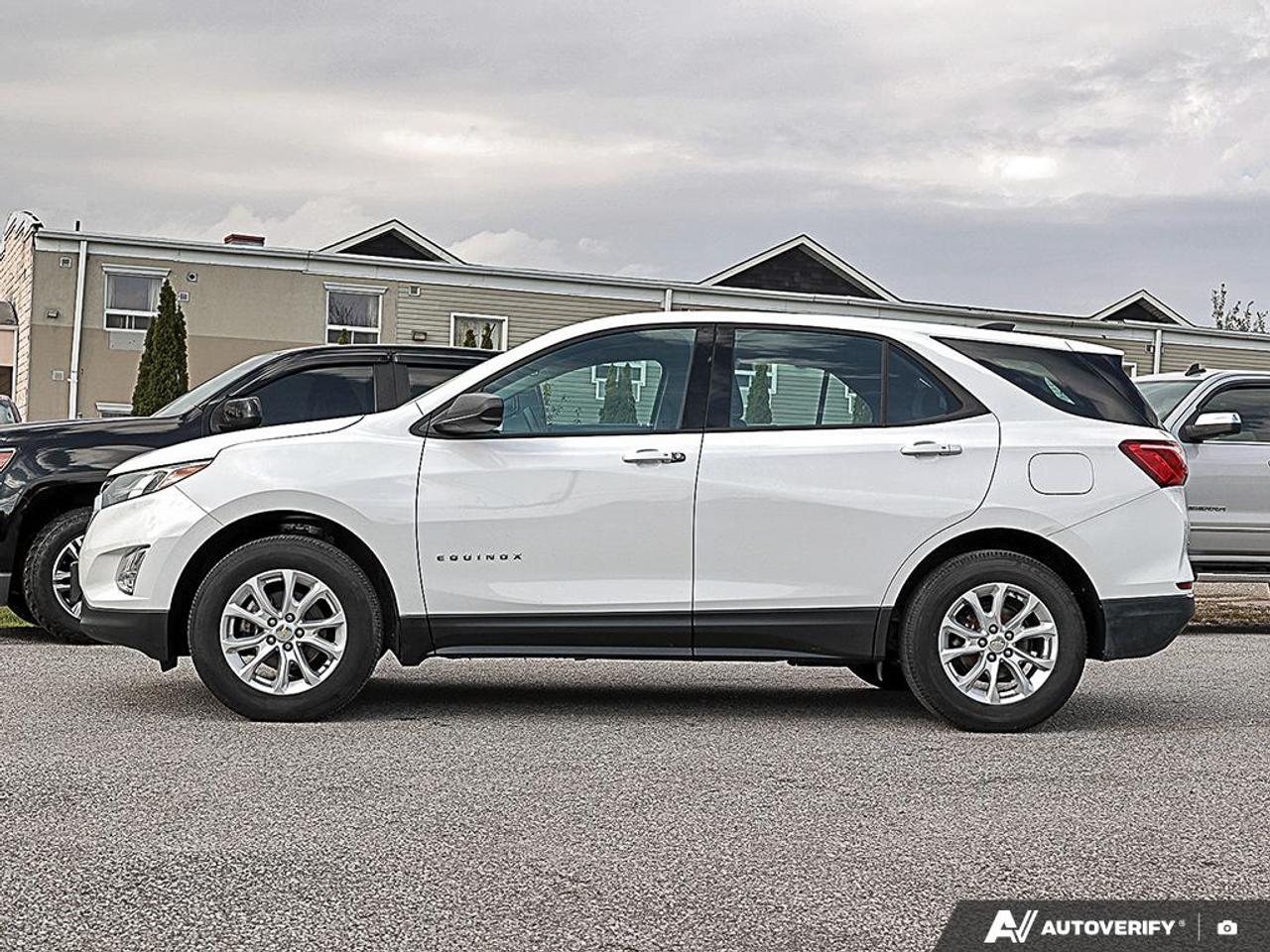 2018 Chevrolet Equinox LS, AWD, LOW KM'S, R/V CAM, REMOTE START, H/SEATS - Photo #3