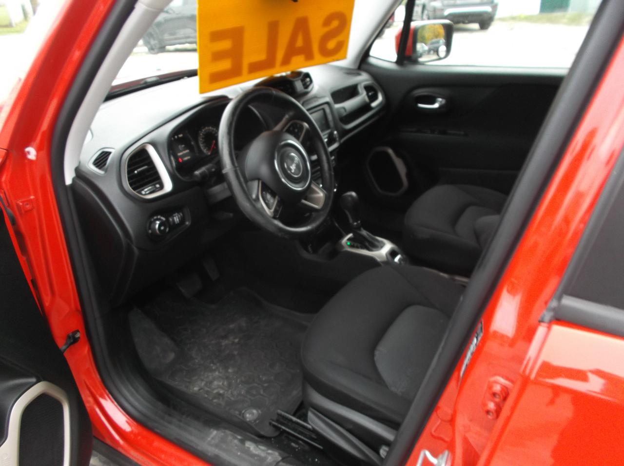 2015 Jeep Renegade AWD LATITUDE Photo