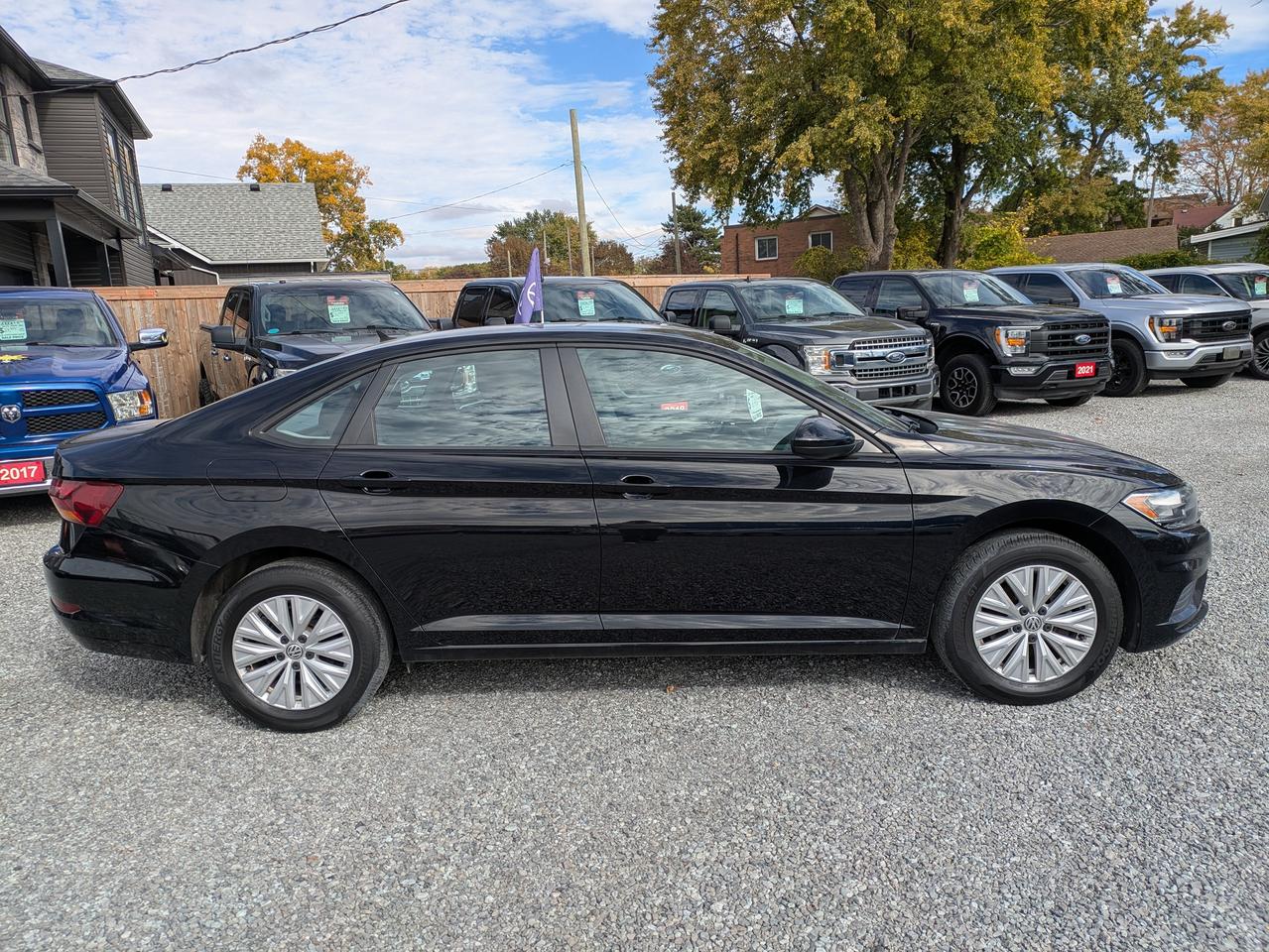 2019 Volkswagen Jetta Comfortline AUTO Photo4