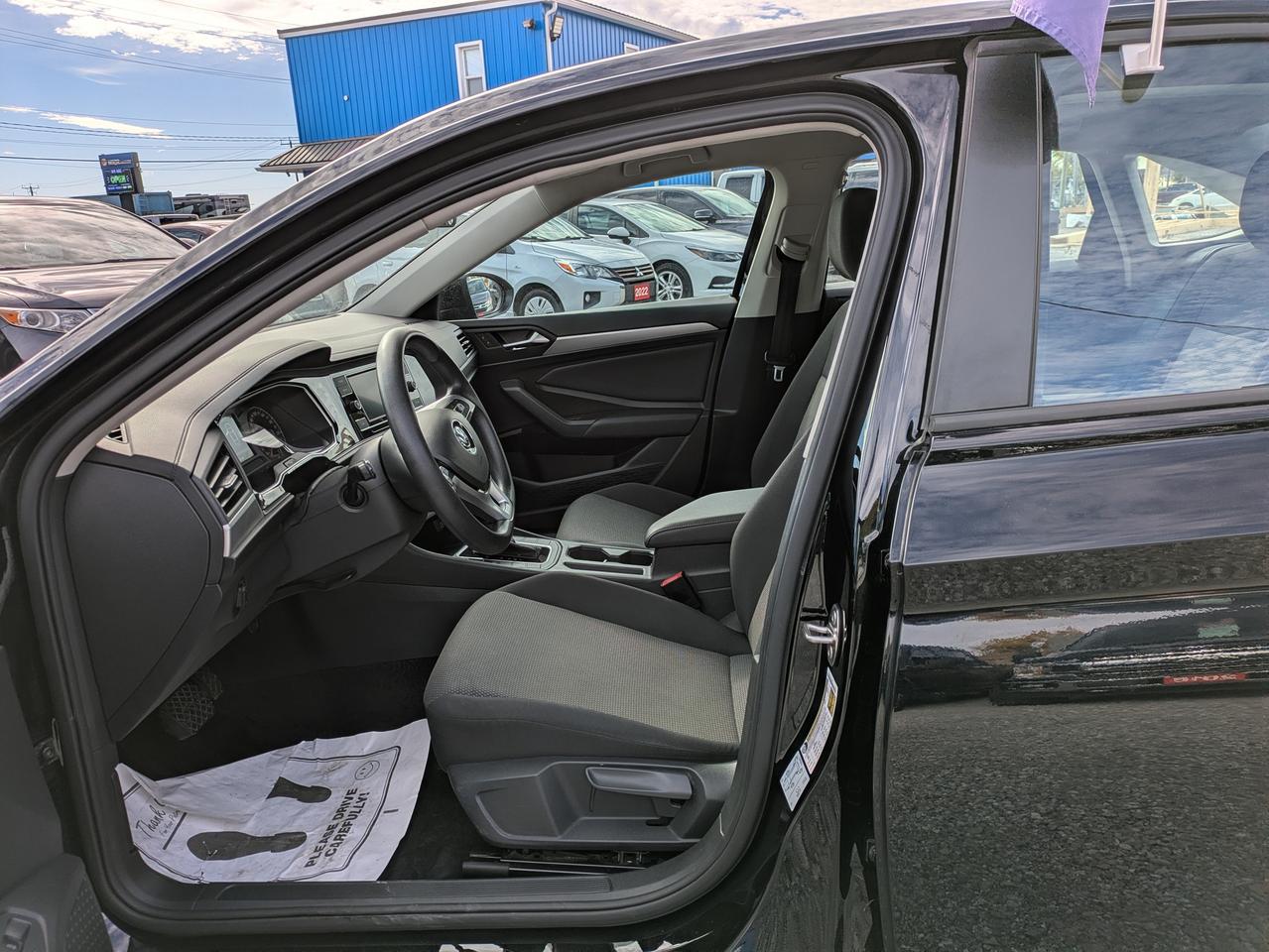 2019 Volkswagen Jetta Comfortline AUTO Photo