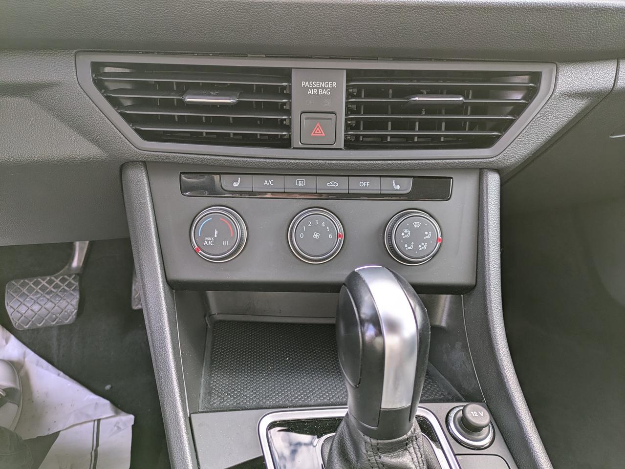 2019 Volkswagen Jetta Comfortline AUTO Photo