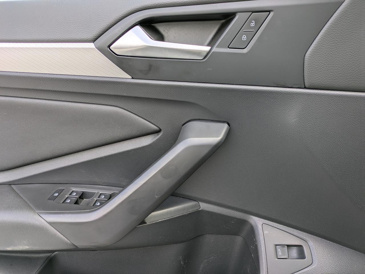 2019 Volkswagen Jetta Comfortline AUTO Photo