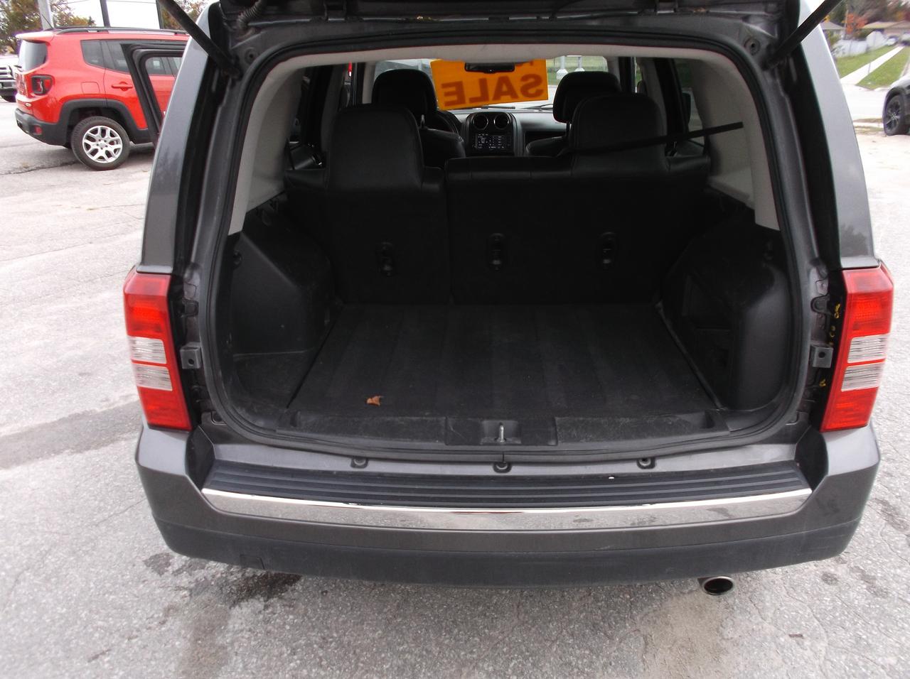 2016 Jeep Patriot 4X4 HIGHT ALTITUDE Photo