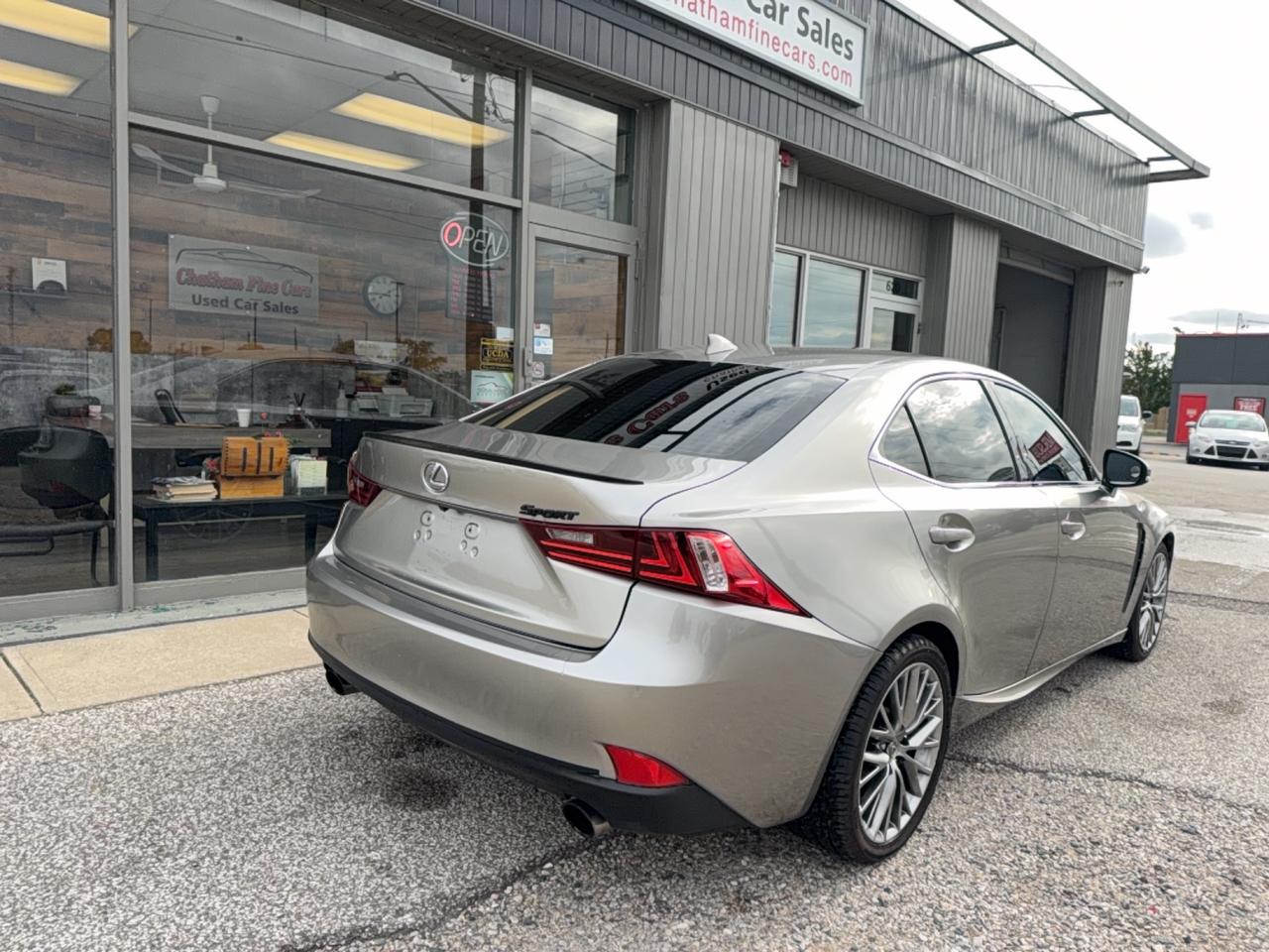 2014 Lexus IS 250  Photo3