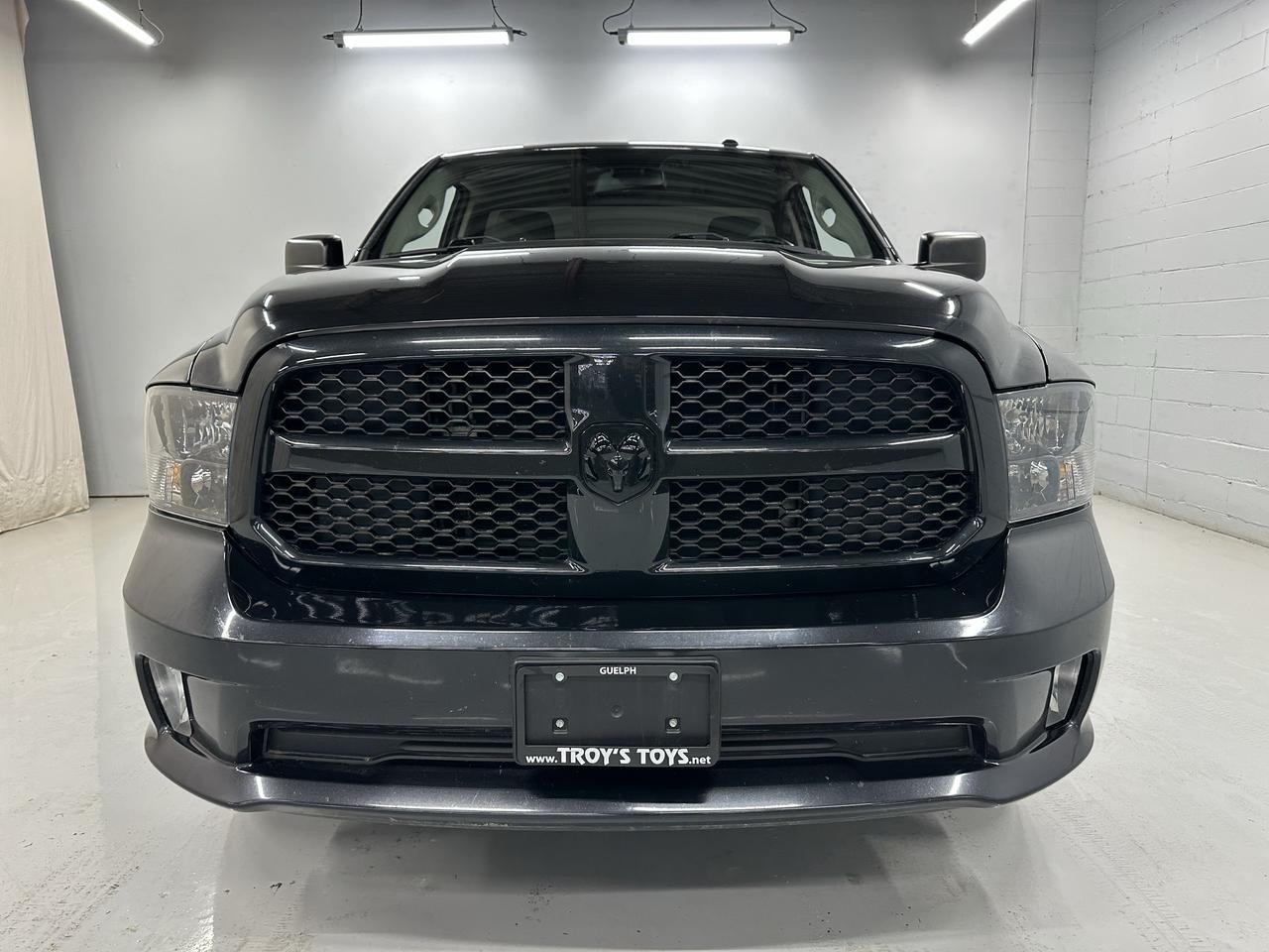 2016 RAM 1500 Express Photo