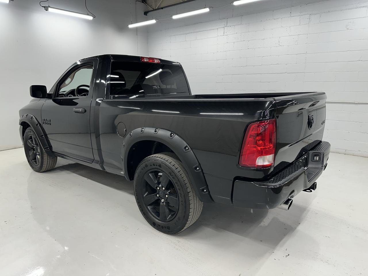 2016 RAM 1500 Express Photo