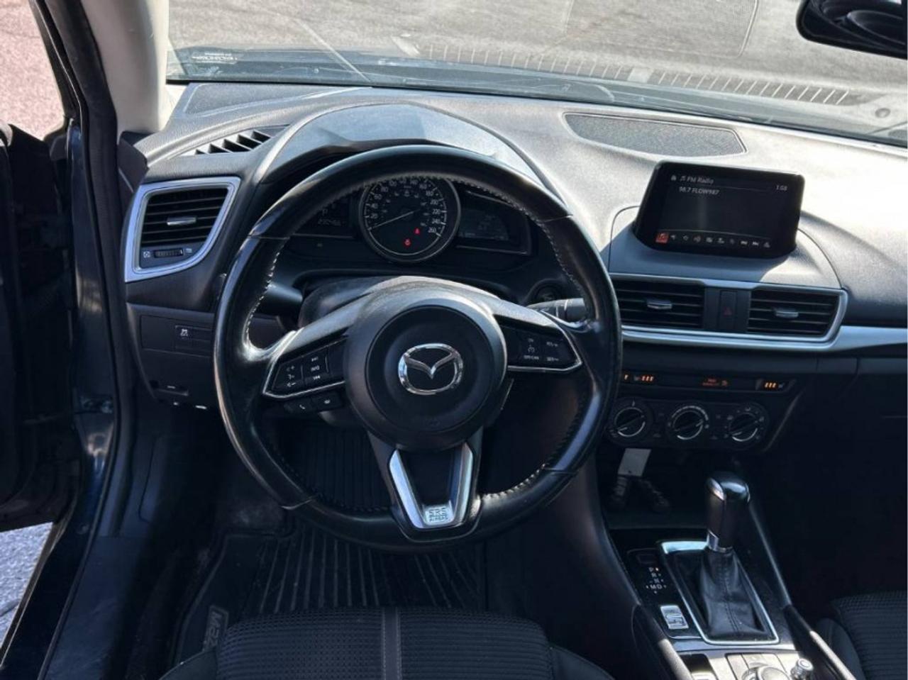 2017 Mazda MAZDA3 * DEALER SERVICED * MUST SEE TOURING Photo4