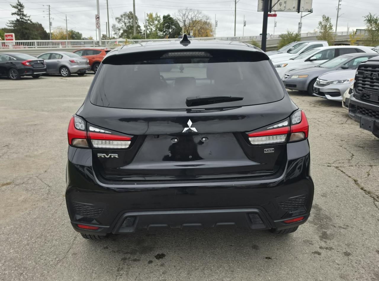 2022 Mitsubishi RVR SE / NO ACCIDENTS / AWD / CRUISE / HTD SEATS Photo2