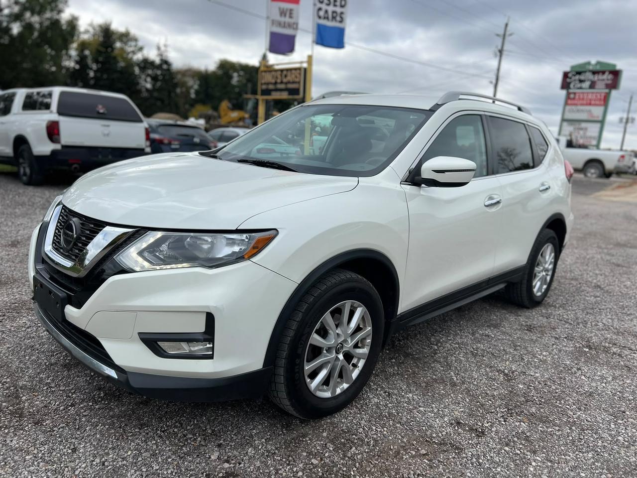 2018 Nissan Rogue AWD SV CERTIFIED - Photo #1