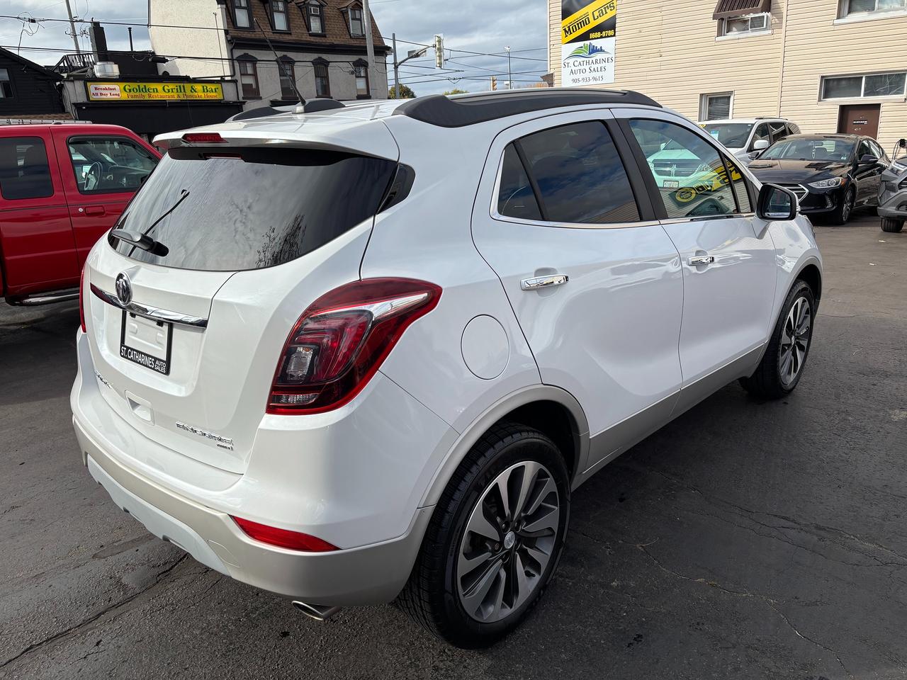 2018 Buick Encore Essence Photo3