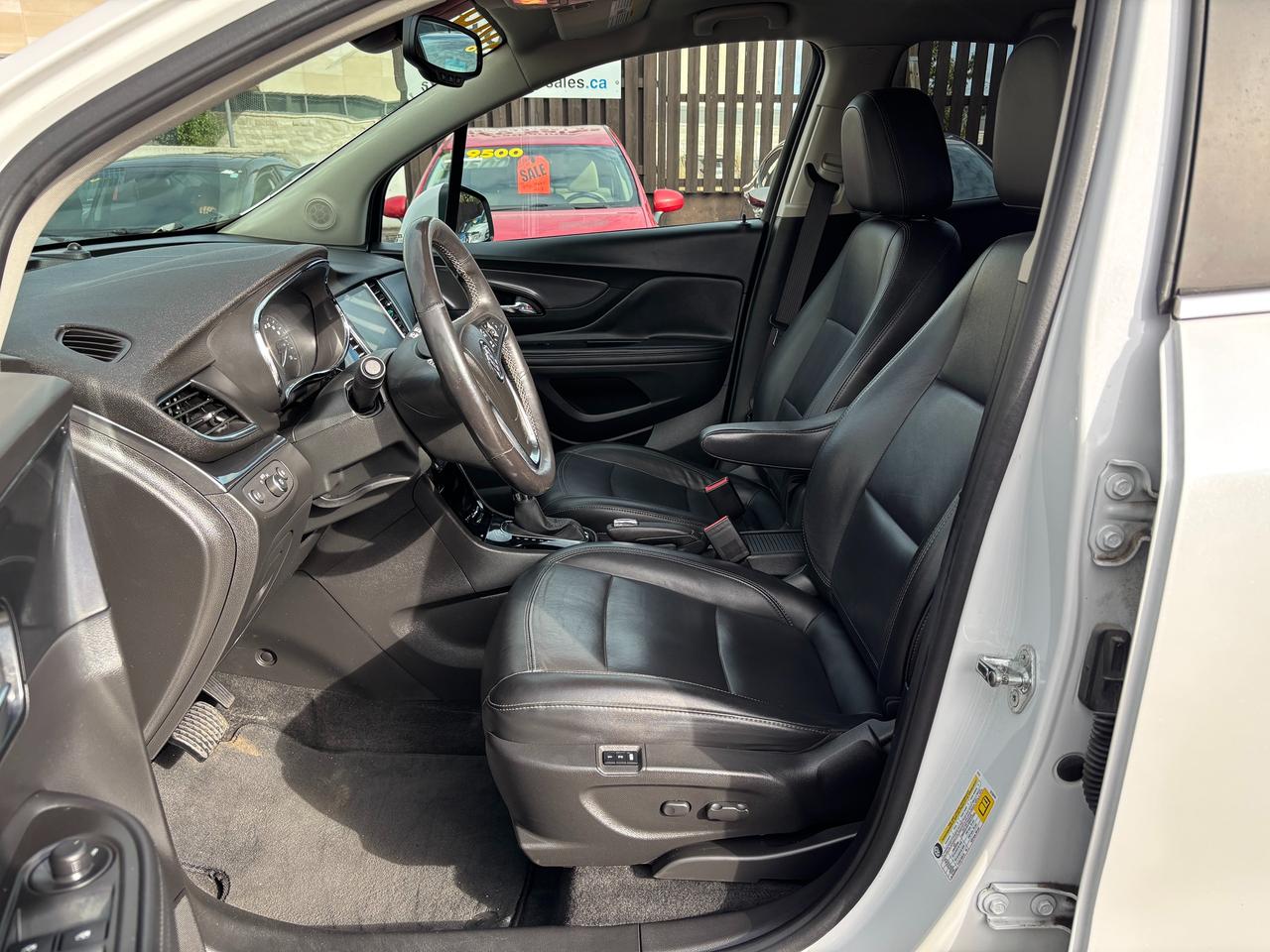 2018 Buick Encore Essence Photo