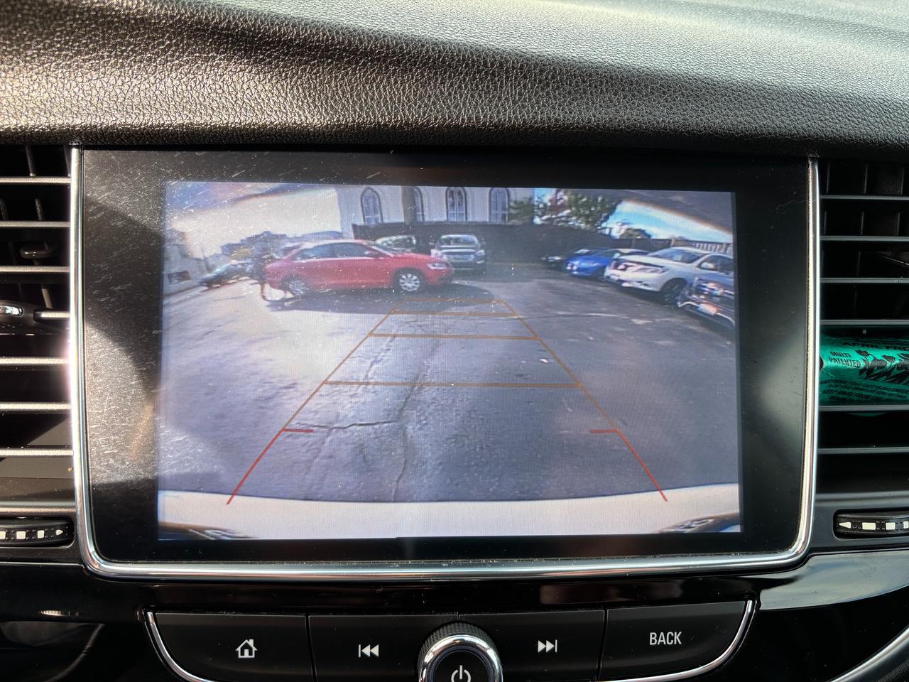 2018 Buick Encore Essence Photo